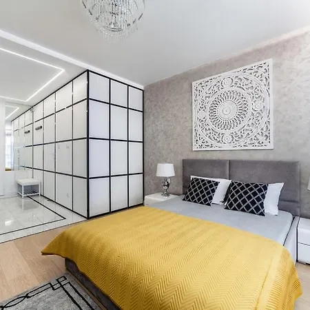 Luksusowy Centrum Warszawy Z Tarasem